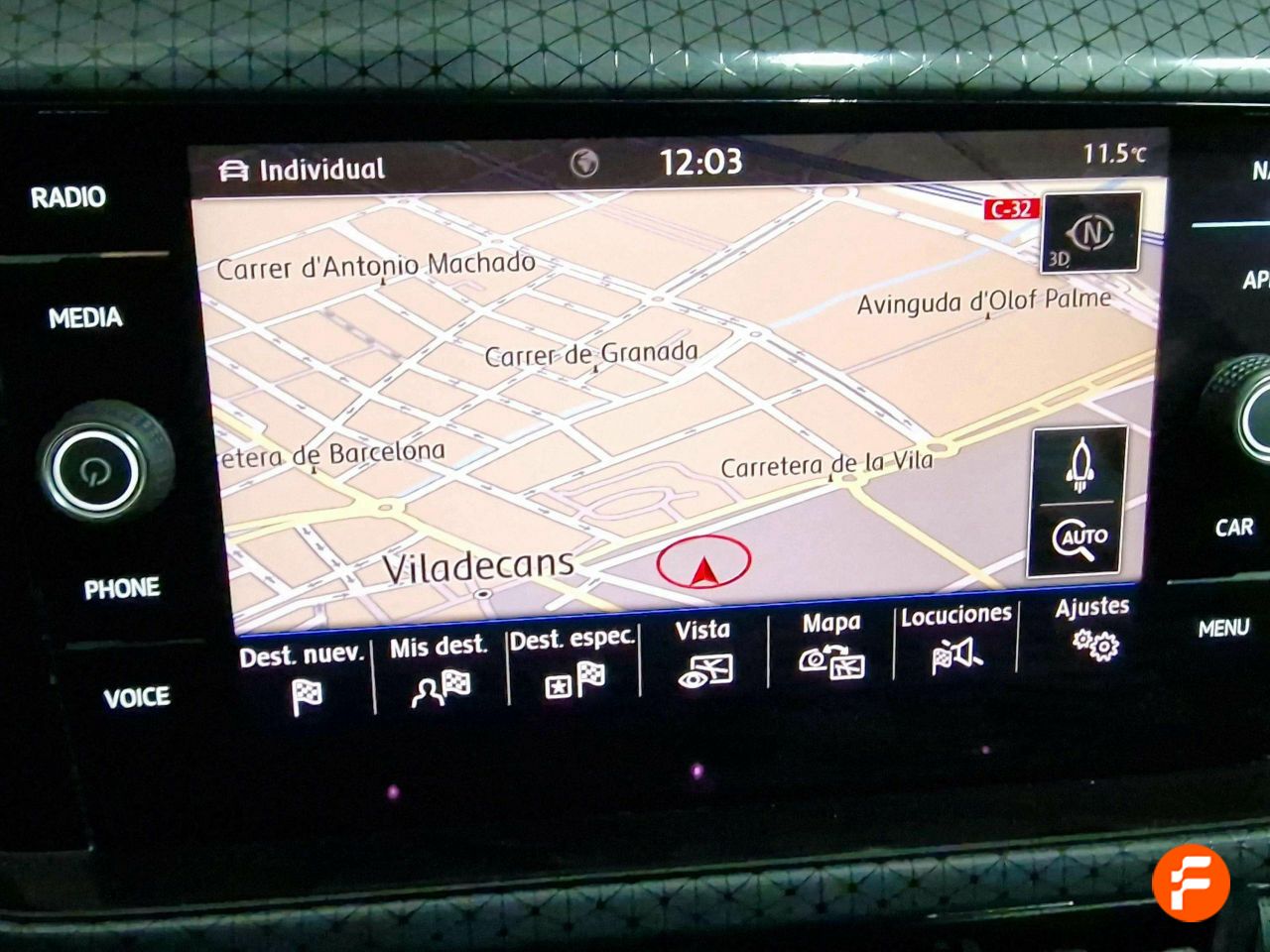 Foto Volkswagen T-Cross 22