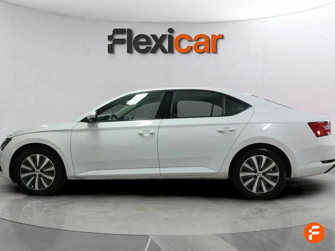 Foto Skoda Superb 4