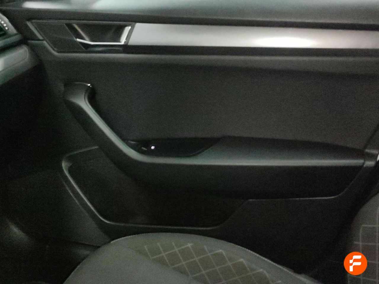 Foto Skoda Superb 12