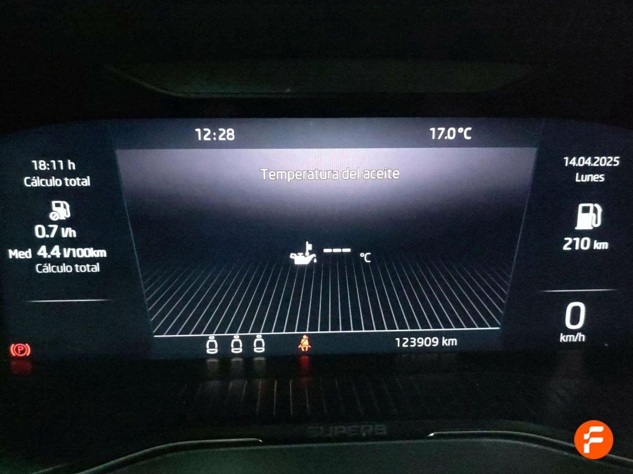 Foto Skoda Superb 19