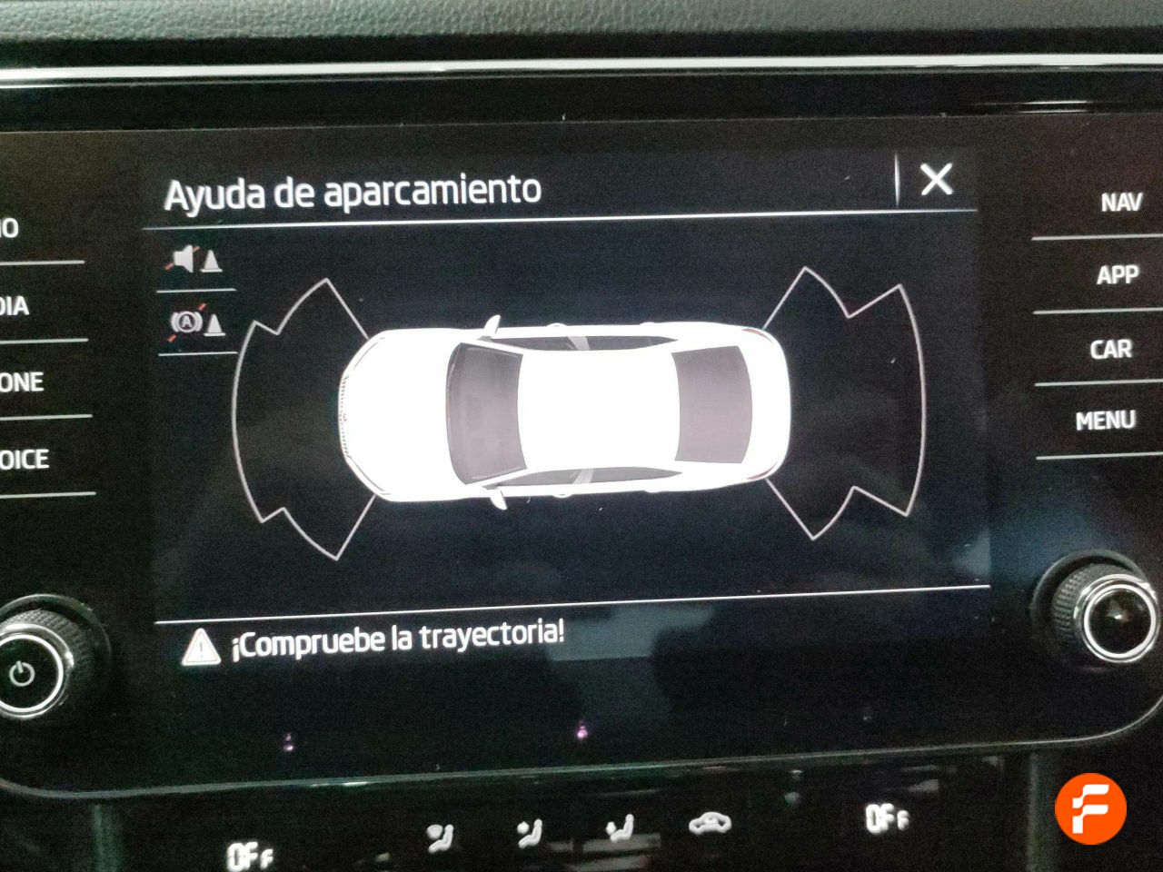 Foto Skoda Superb 21