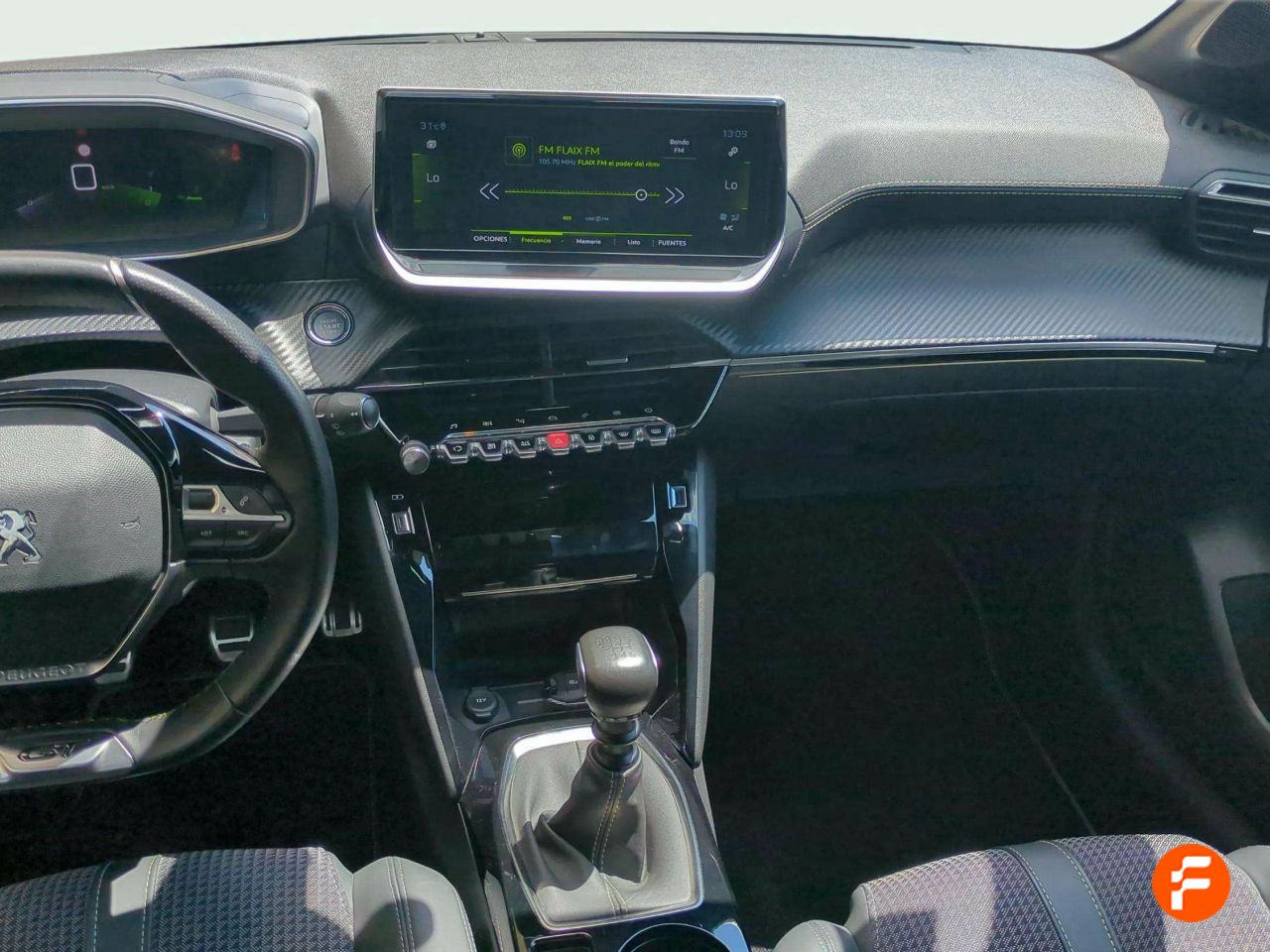 Foto Peugeot 208 11