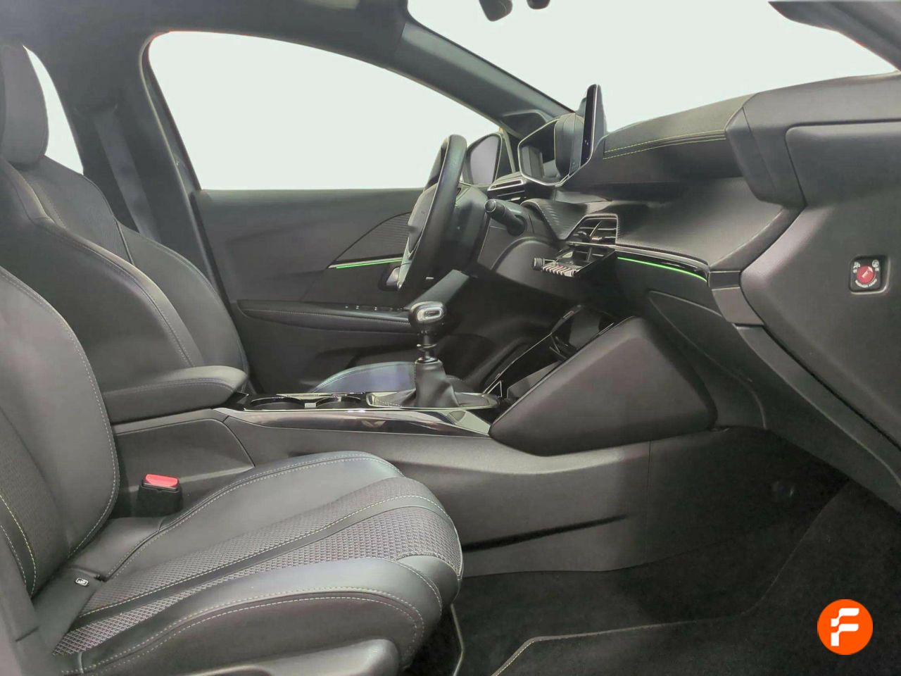 Foto Peugeot 208 14