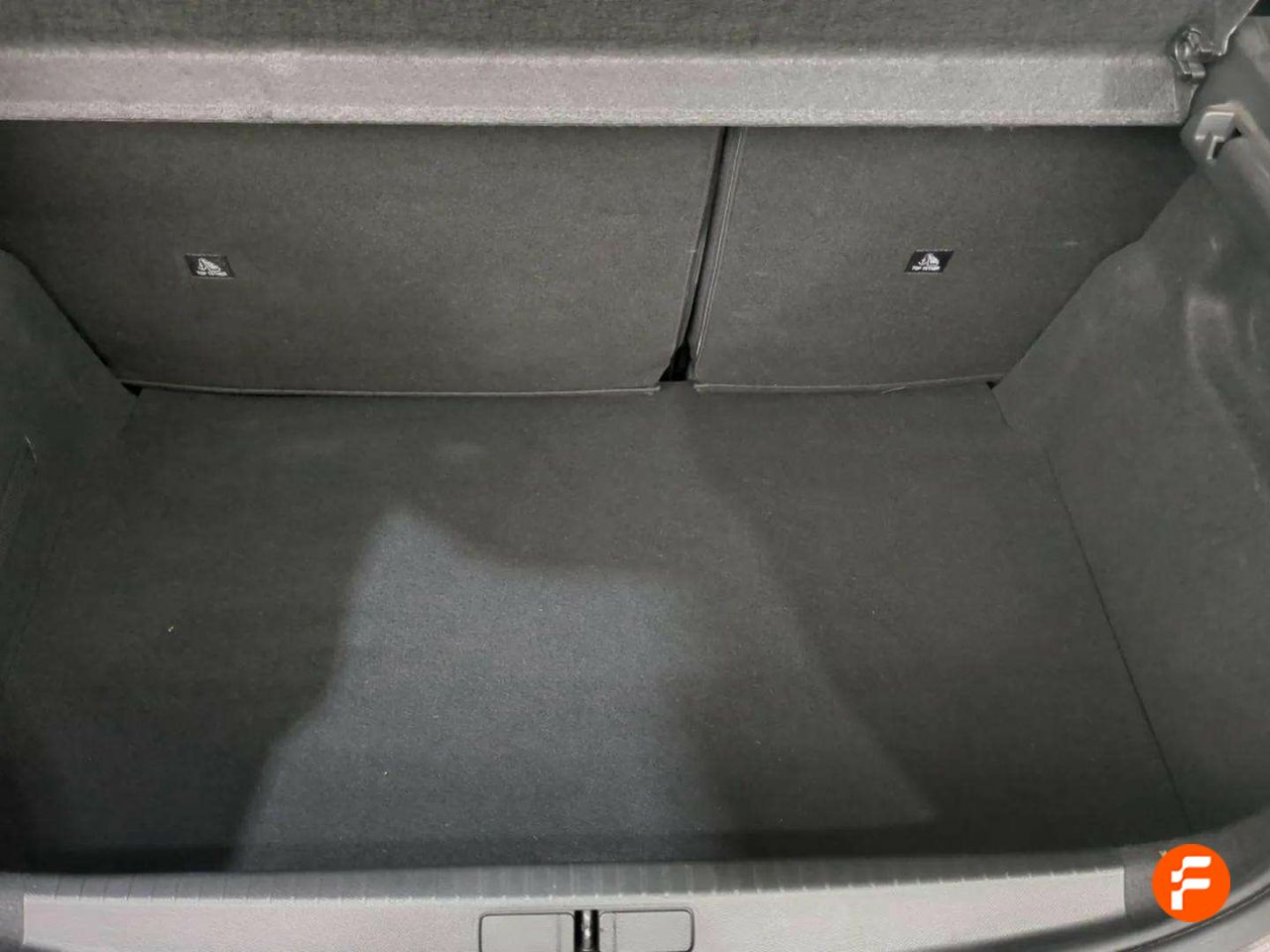 Foto Peugeot 208 17