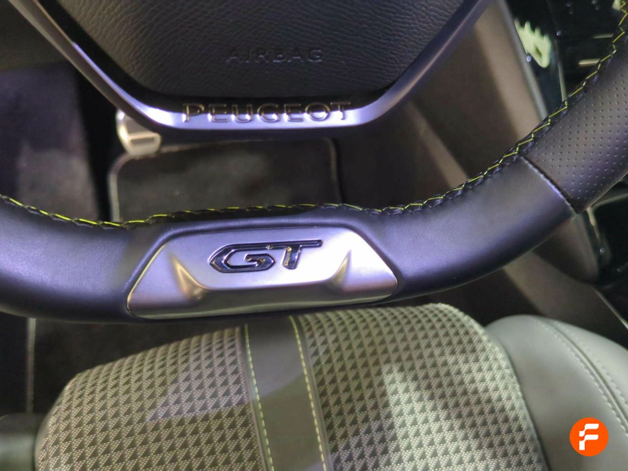 Foto Peugeot 208 22