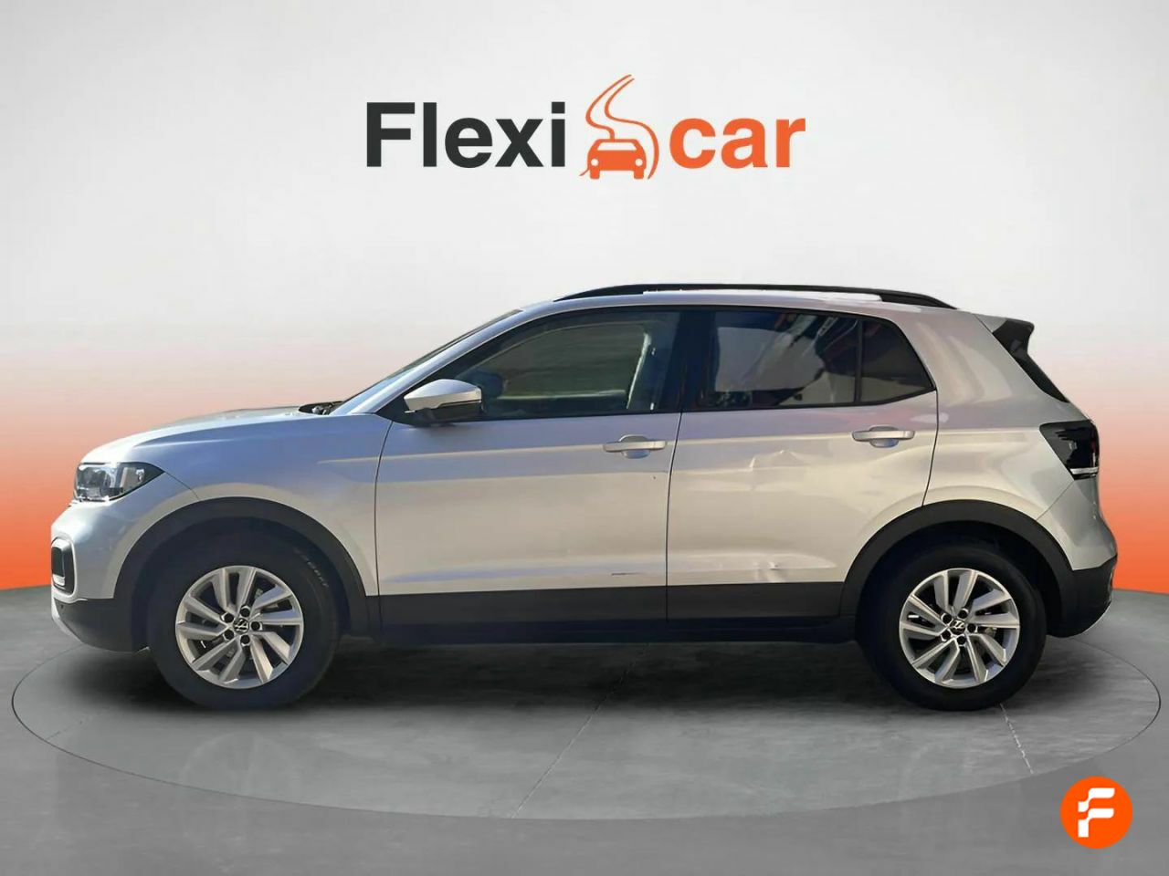 Foto Volkswagen T-Cross 4