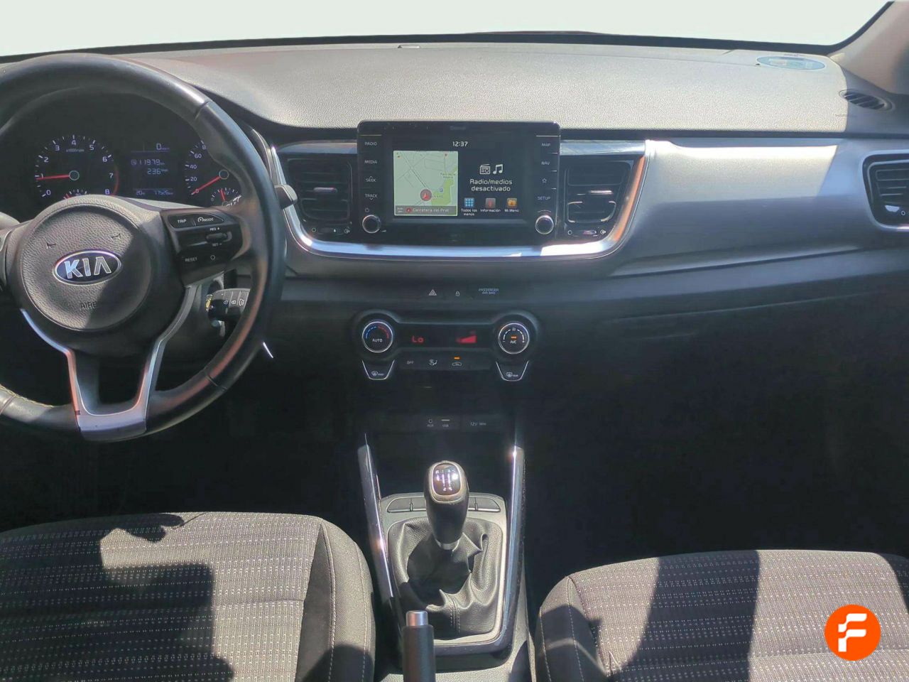 Foto Kia Stonic 10