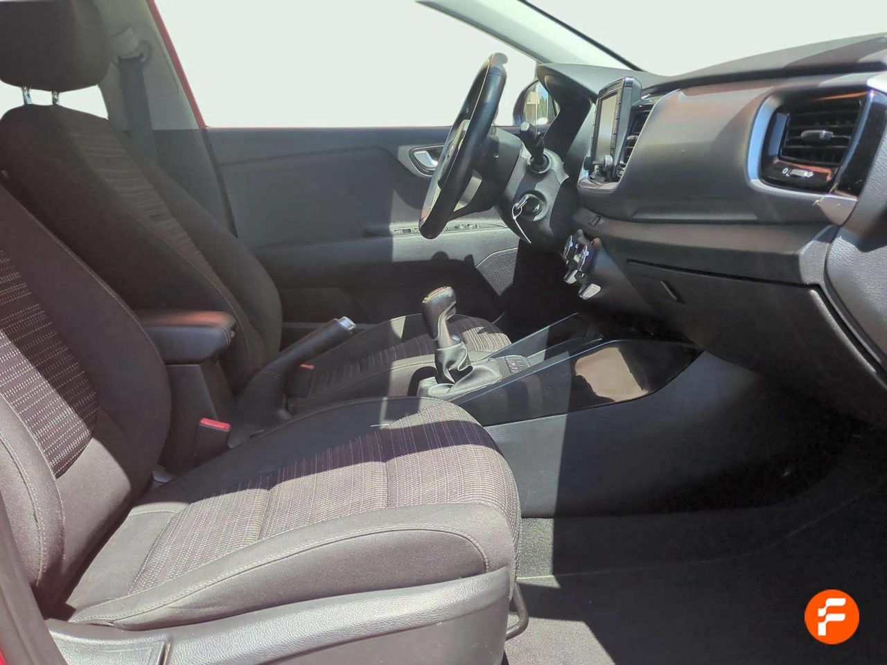 Foto Kia Stonic 14
