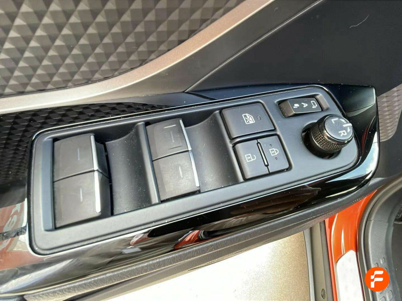 Foto Toyota C-HR 20