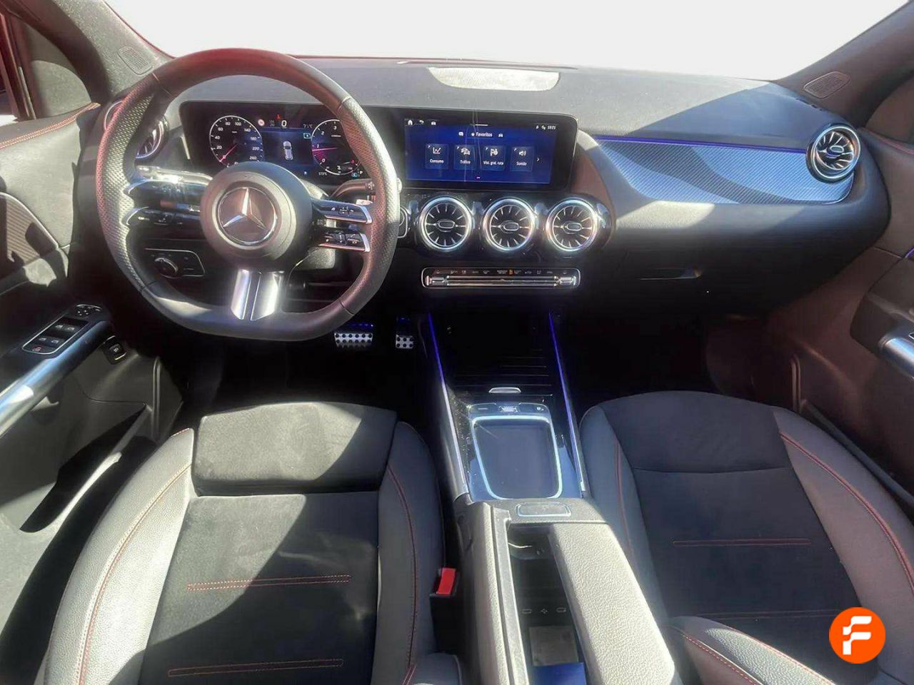Foto Mercedes-Benz Clase GLA 13