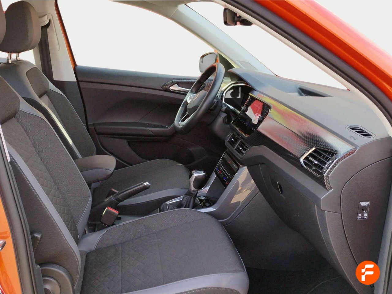 Foto Volkswagen T-Cross 19