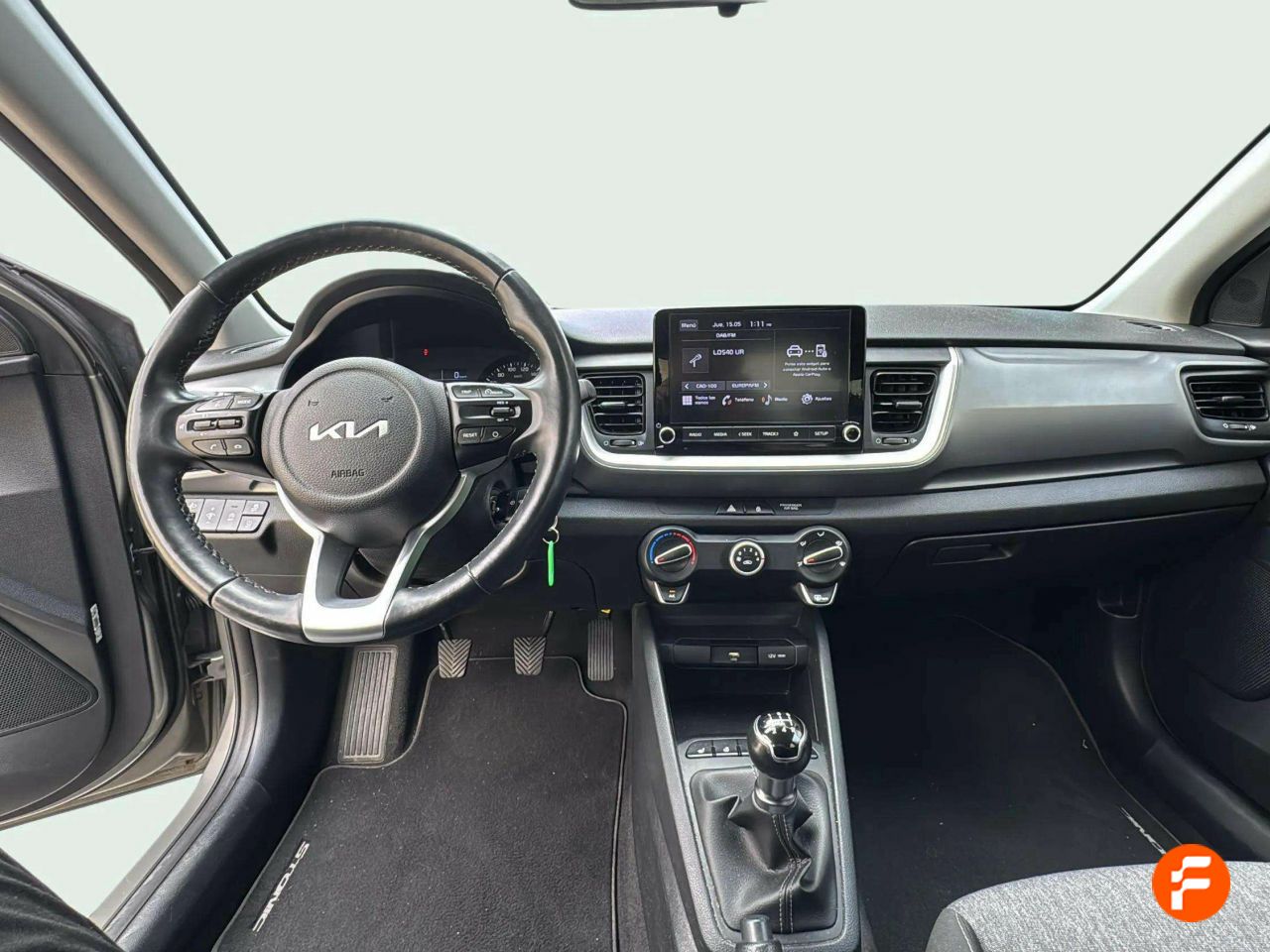 Foto Kia Stonic 11