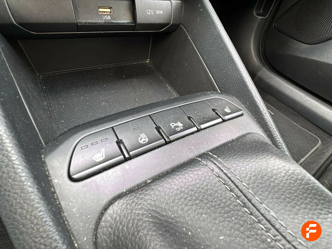 Foto Kia Stonic 14