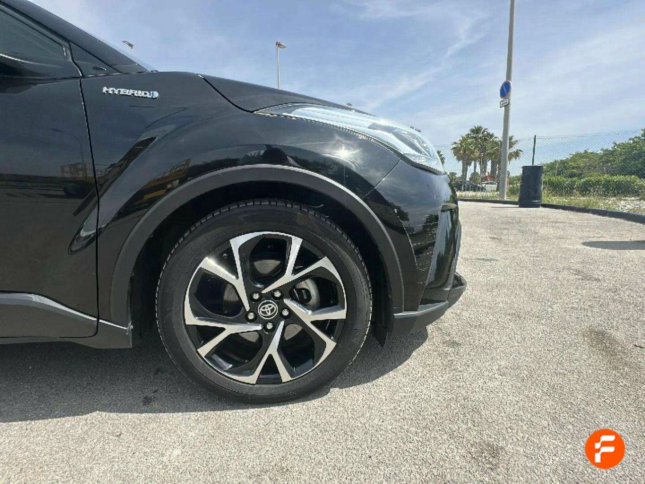 Foto Toyota C-HR 22
