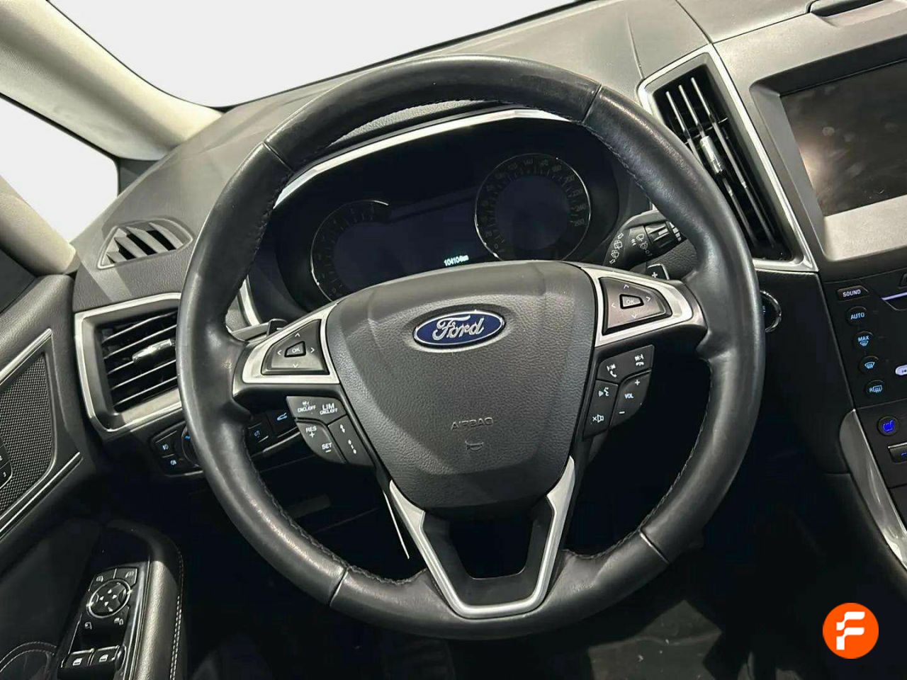 Foto Ford S-Max 9