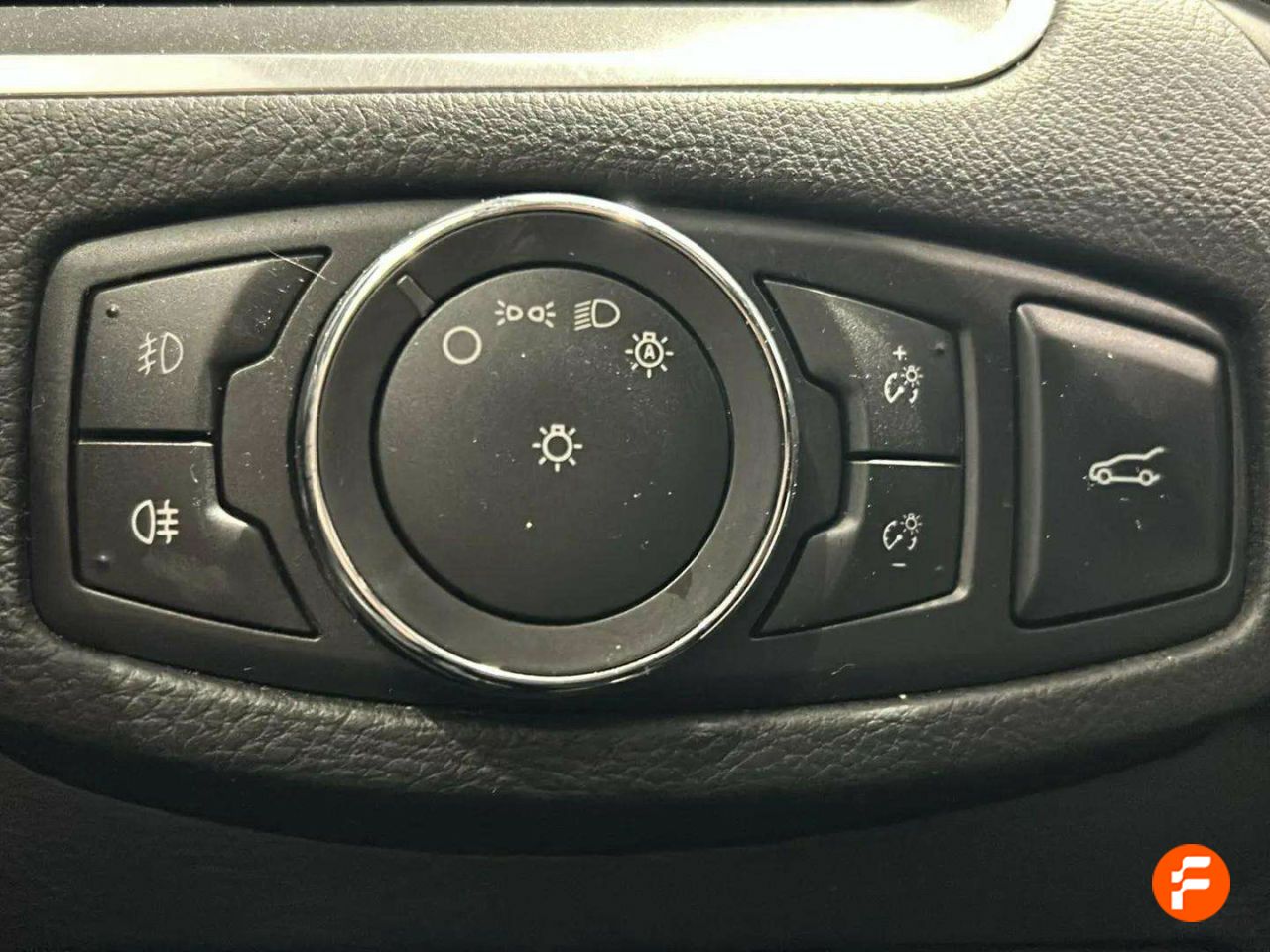 Foto Ford S-Max 19
