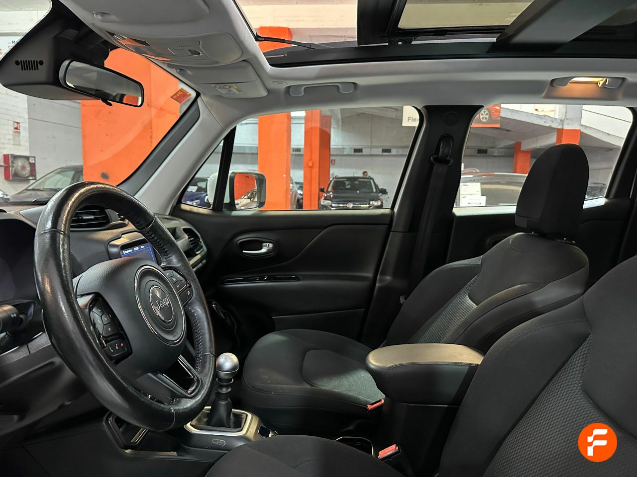 Foto Jeep Renegade 29