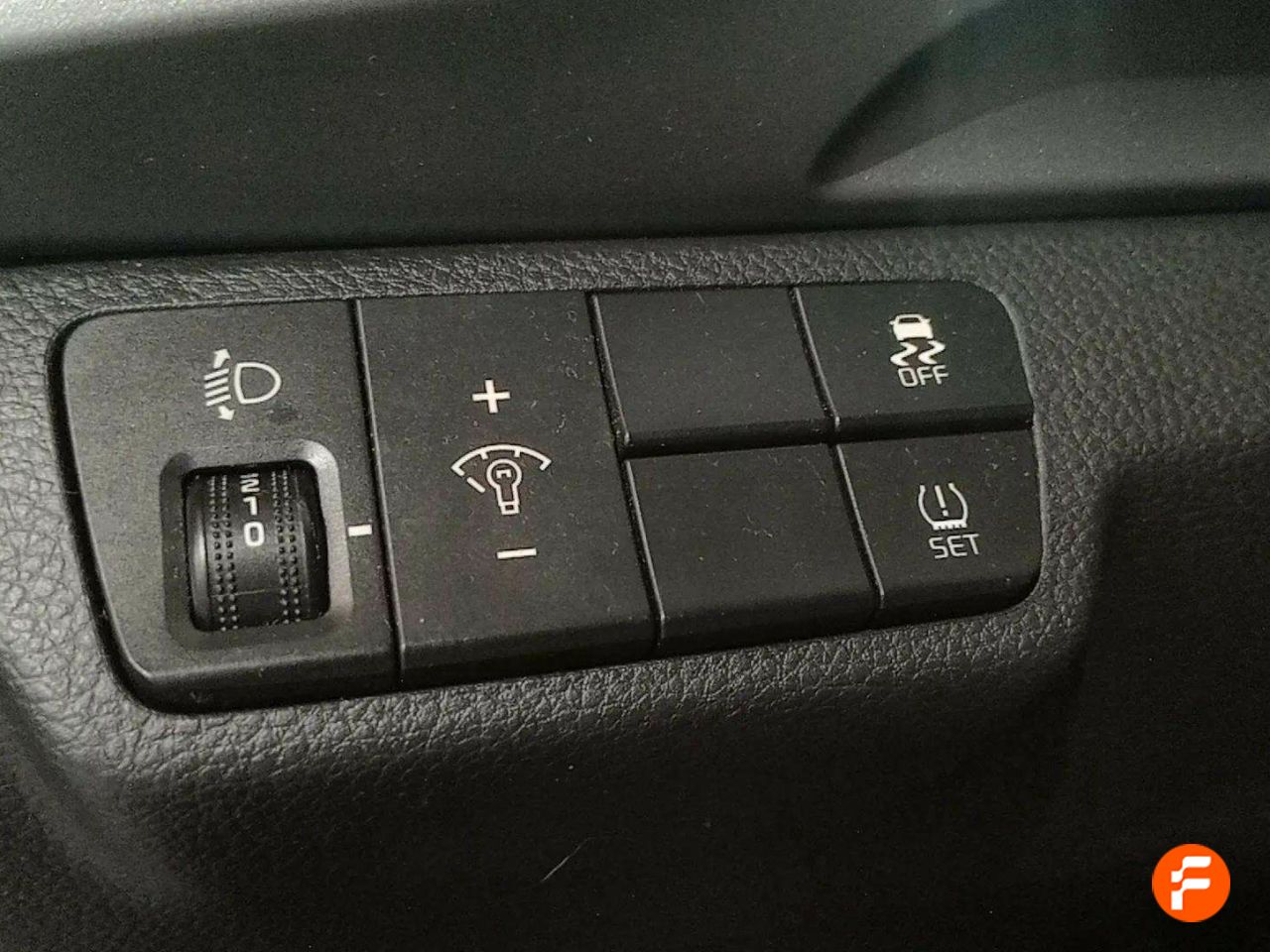Foto Kia Stonic 14