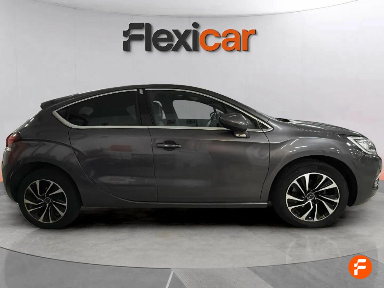 Foto DS Automobiles DS 4 8