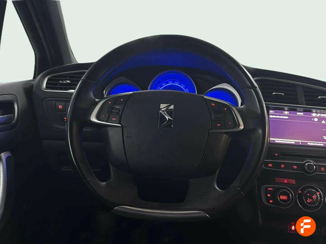 Foto DS Automobiles DS 4 12