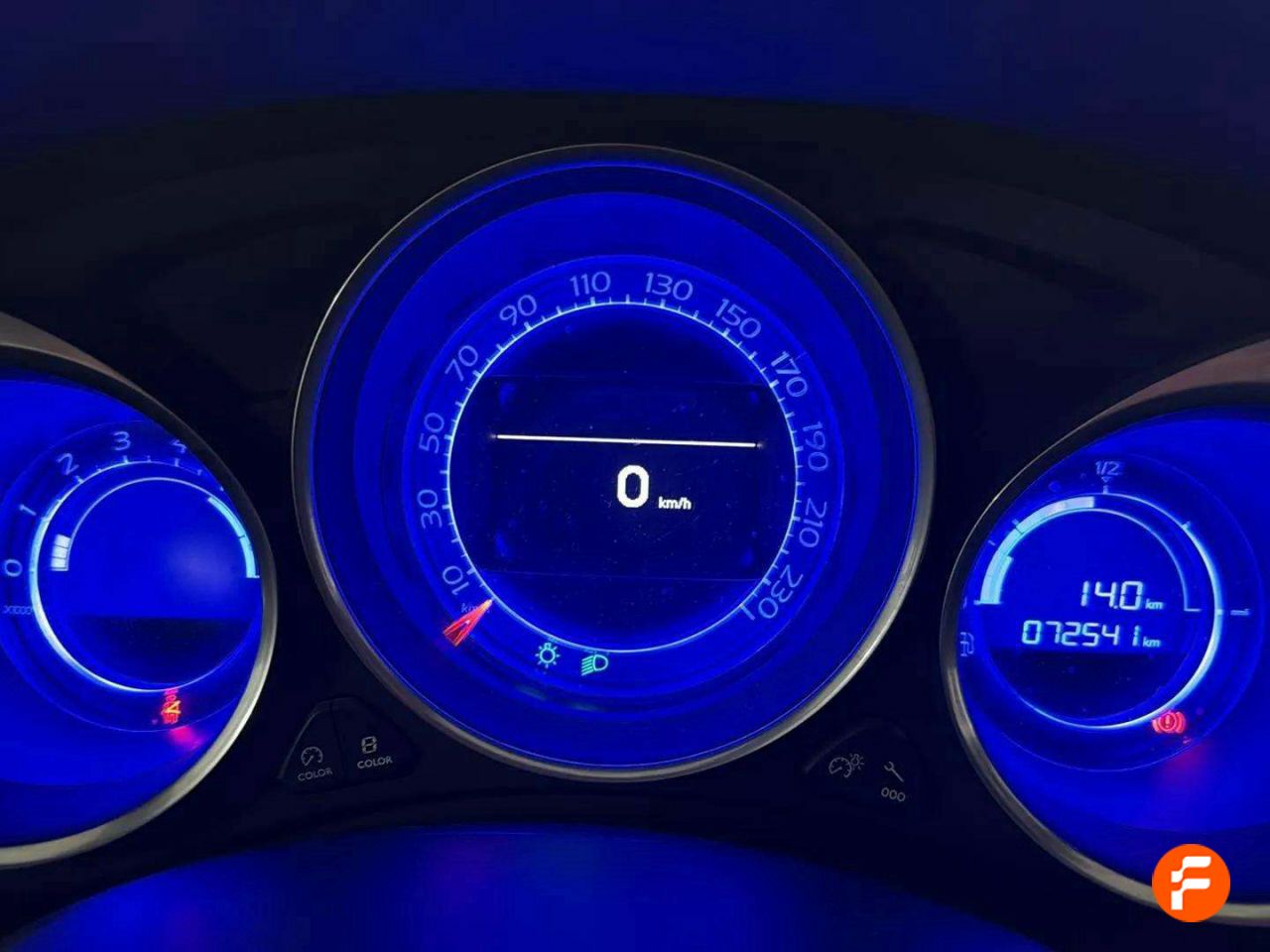 Foto DS Automobiles DS 4 13