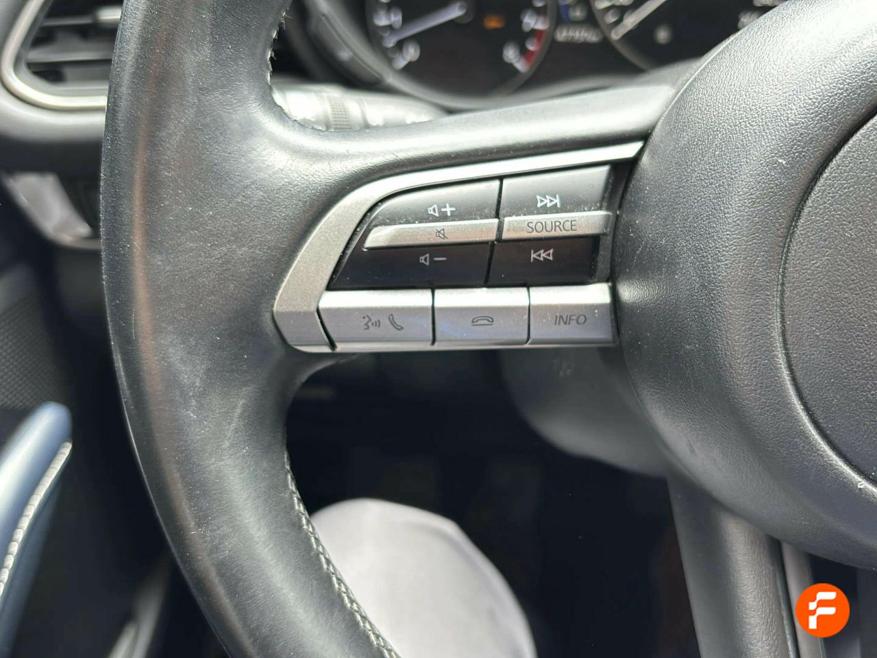 Foto Mazda CX-30 15