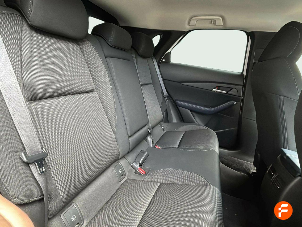 Foto Mazda CX-30 25