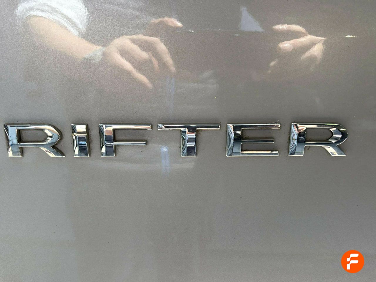 Foto Peugeot Rifter 12
