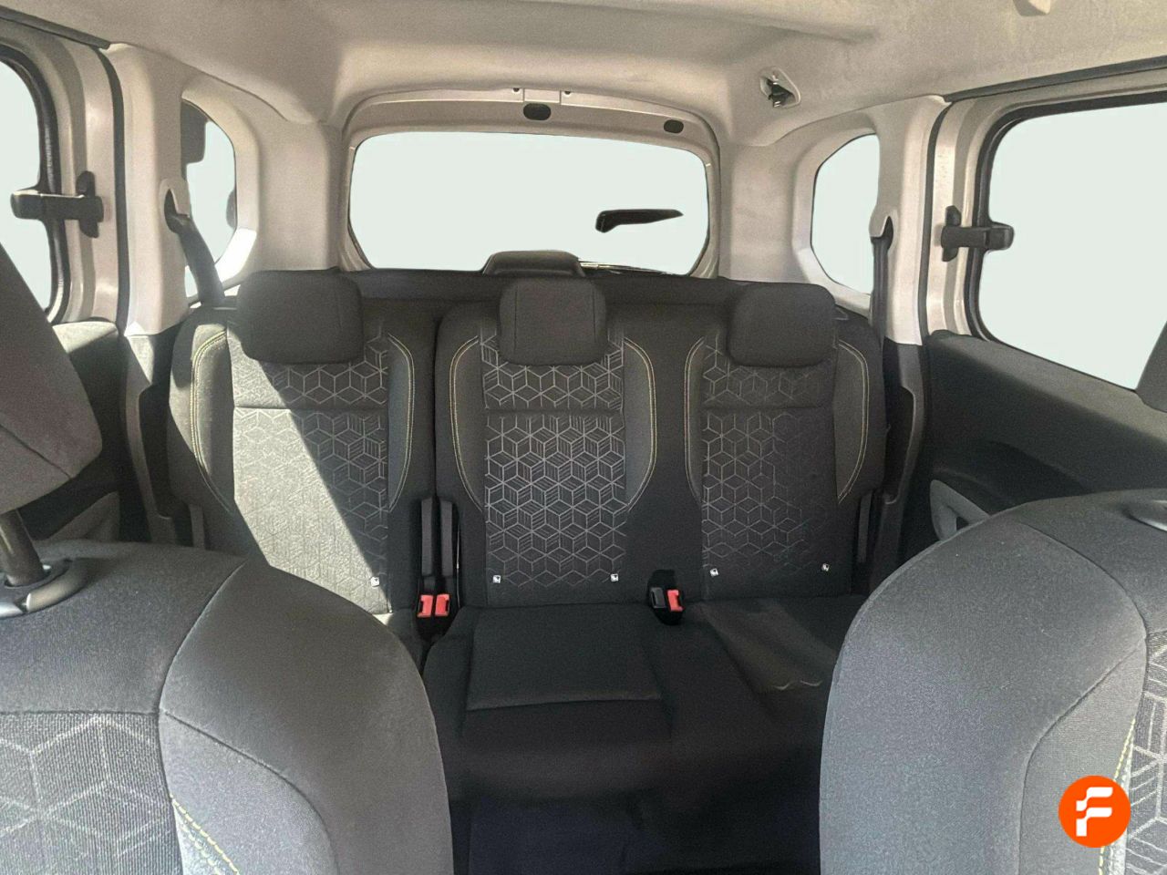 Foto Peugeot Rifter 21