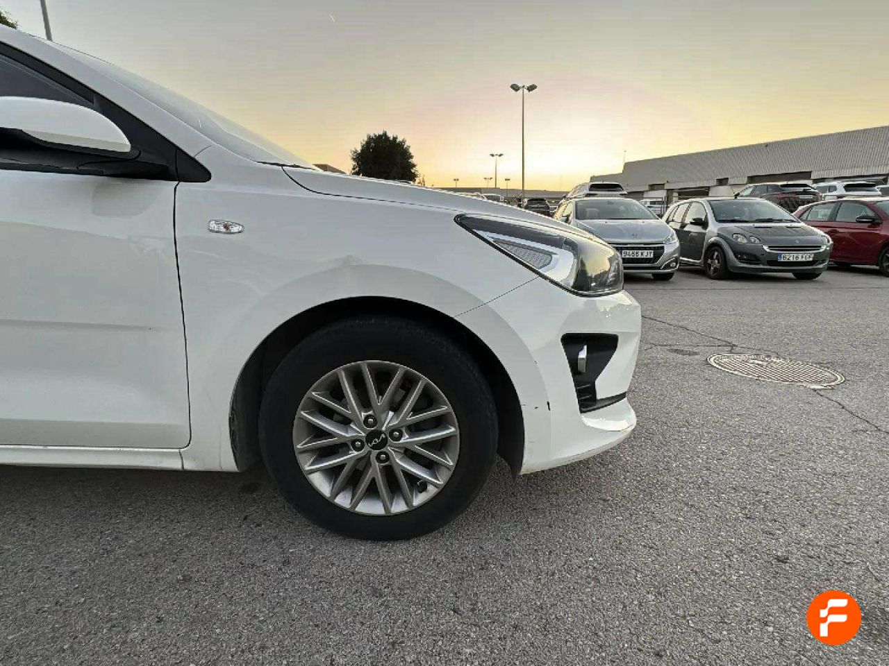 Foto Kia Rio 16