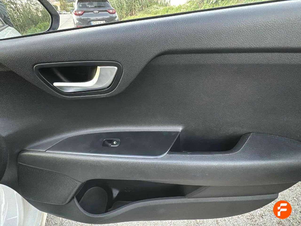 Foto Kia Rio 18