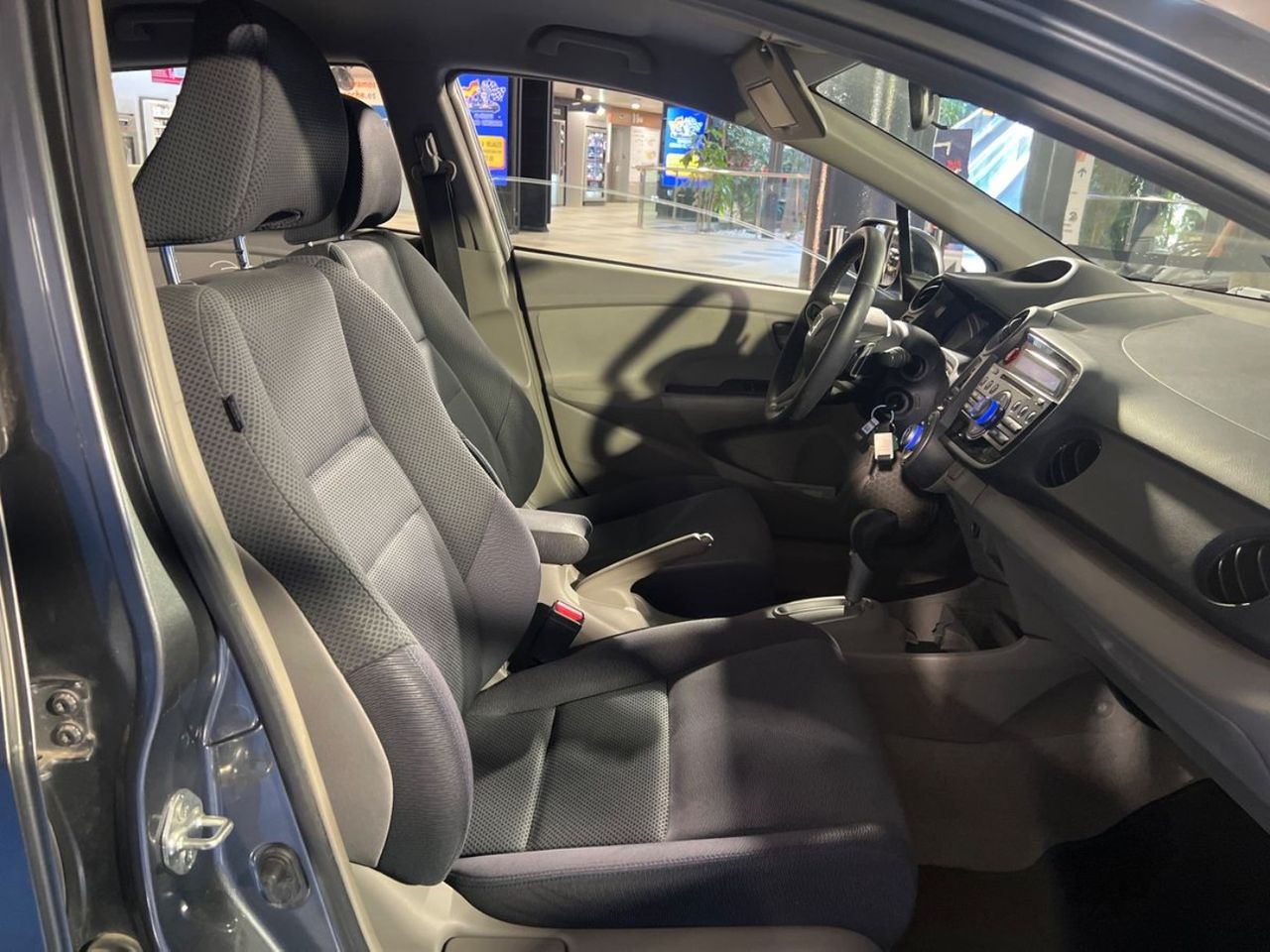 Foto Honda Insight 14