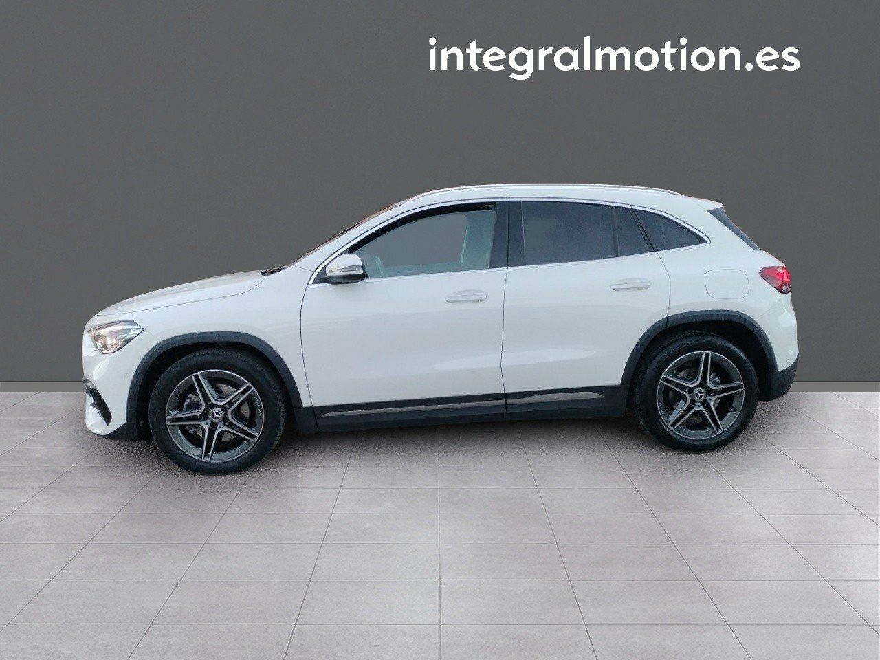 Foto Mercedes-Benz Clase GLA 29