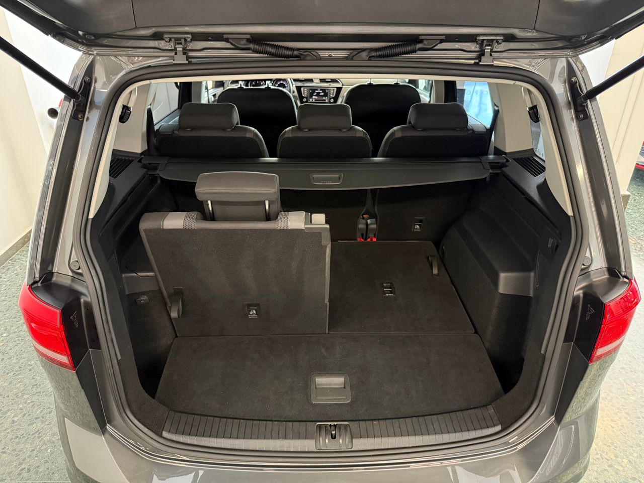 Foto Volkswagen Touran 10