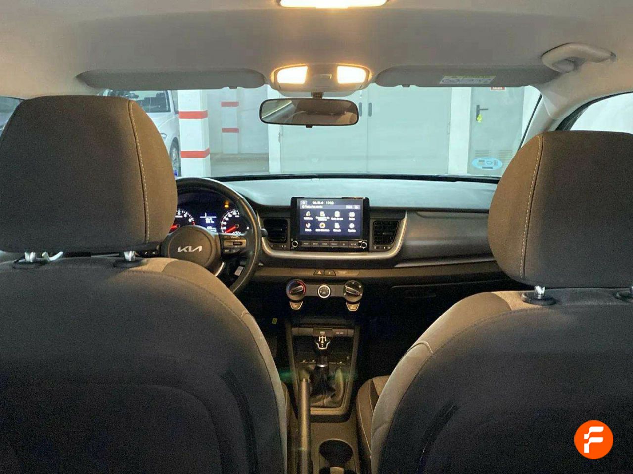 Foto Kia Stonic 24
