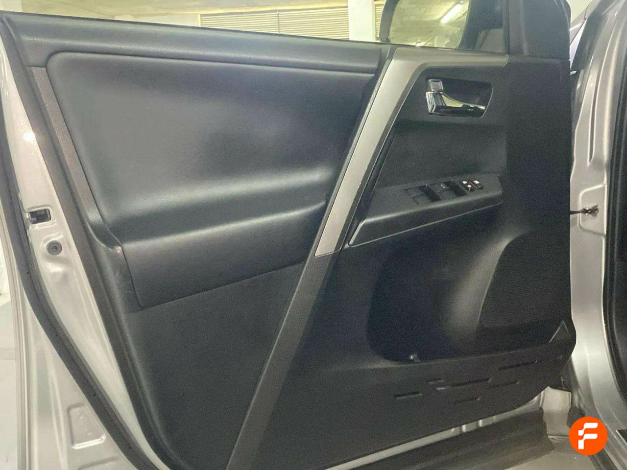 Foto Toyota Rav4 29