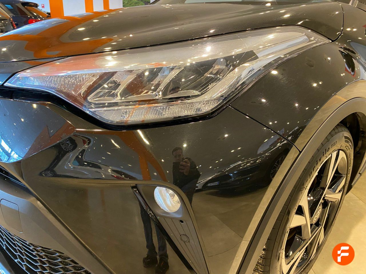 Foto Toyota C-HR 32
