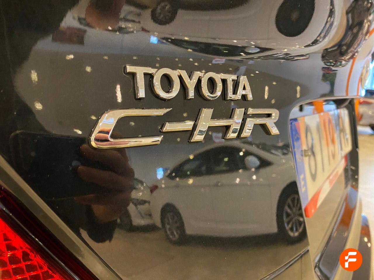 Foto Toyota C-HR 33
