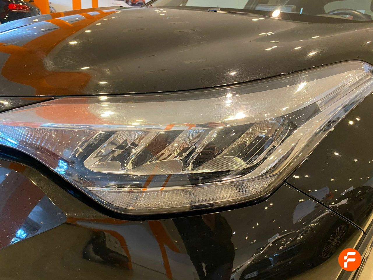 Foto Toyota C-HR 35