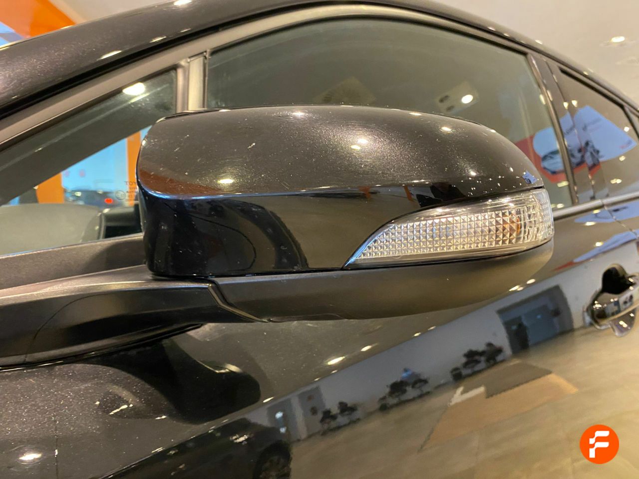 Foto Toyota C-HR 36