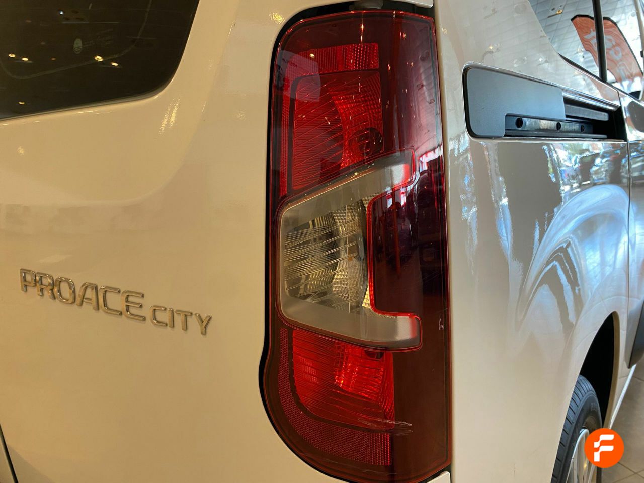 Foto Toyota Proace 33
