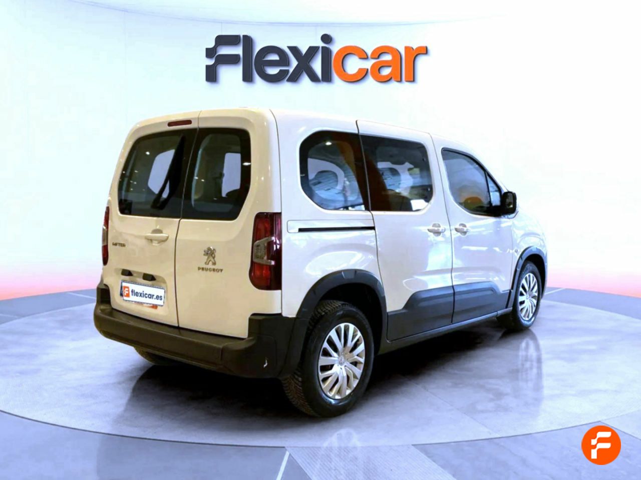 Foto Peugeot Rifter 8