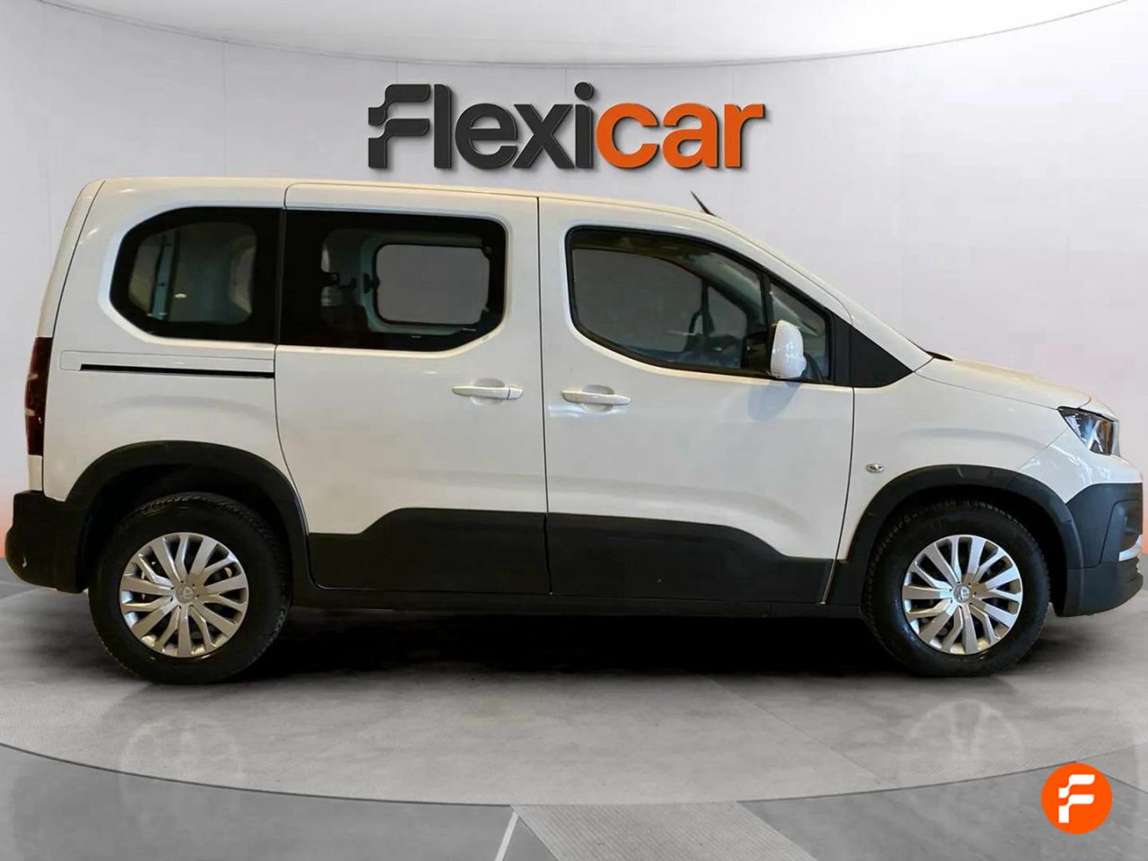 Foto Peugeot Rifter 9