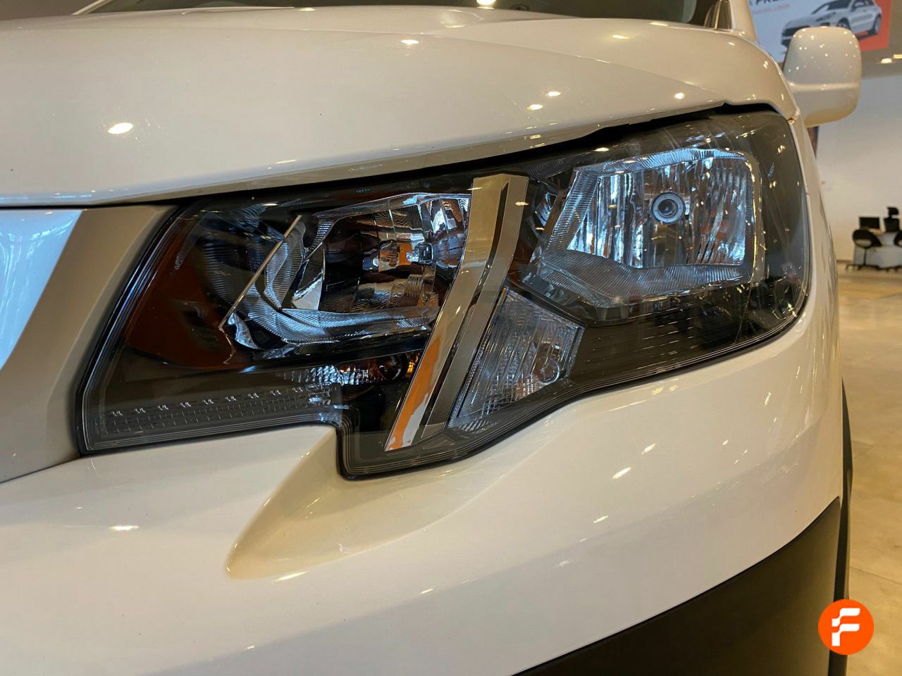 Foto Peugeot Rifter 27