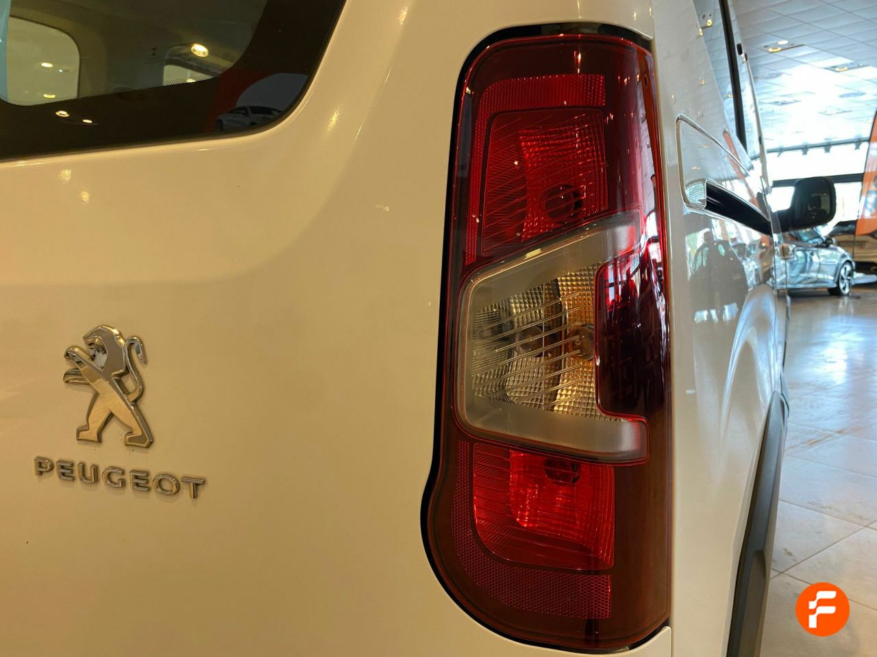 Foto Peugeot Rifter 36