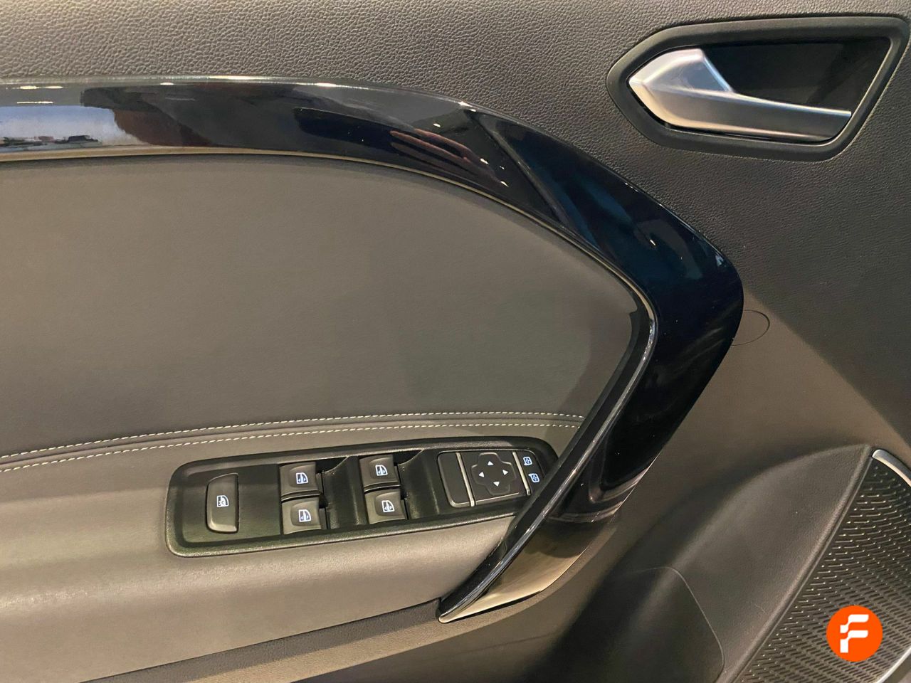 Foto Mercedes-Benz Clase T 11