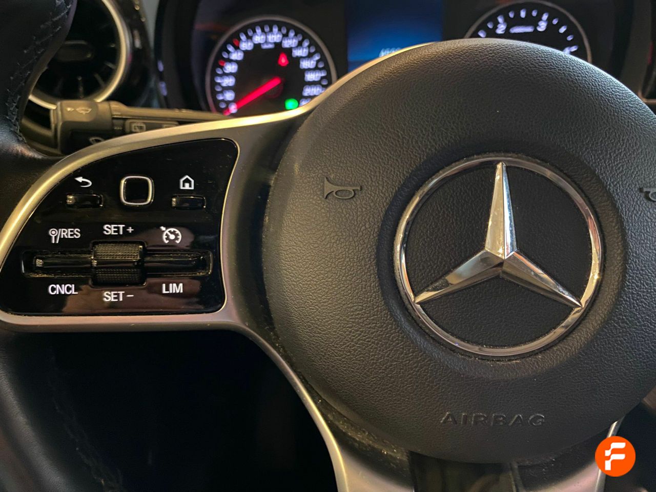 Foto Mercedes-Benz Clase T 12