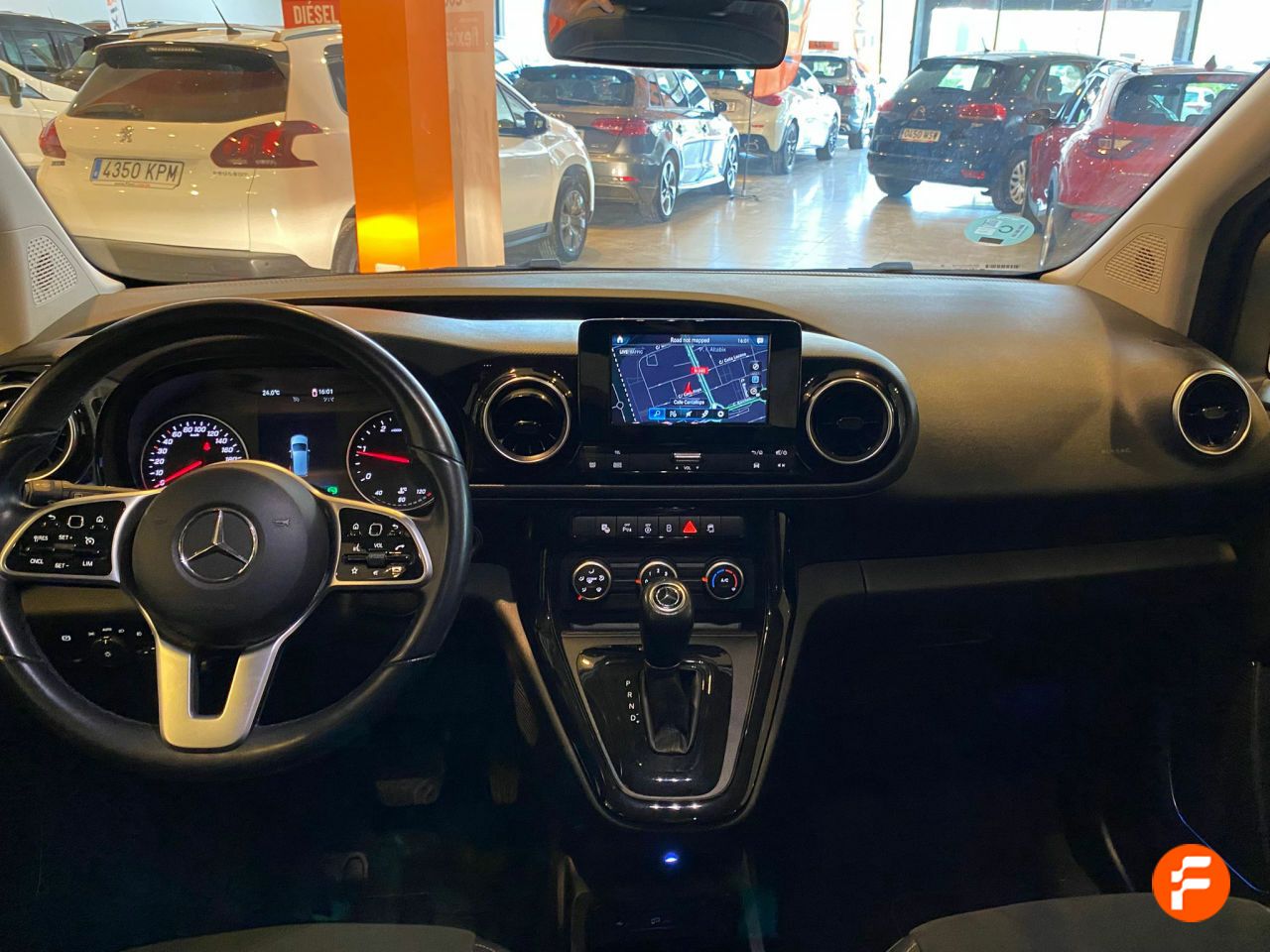 Foto Mercedes-Benz Clase T 48