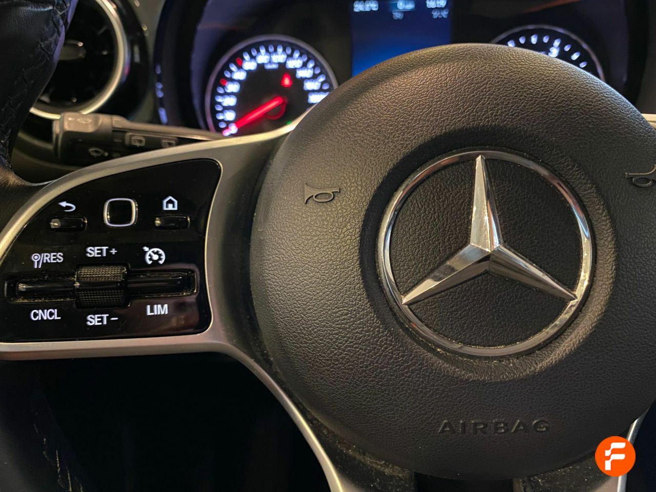 Foto Mercedes-Benz Clase T 12