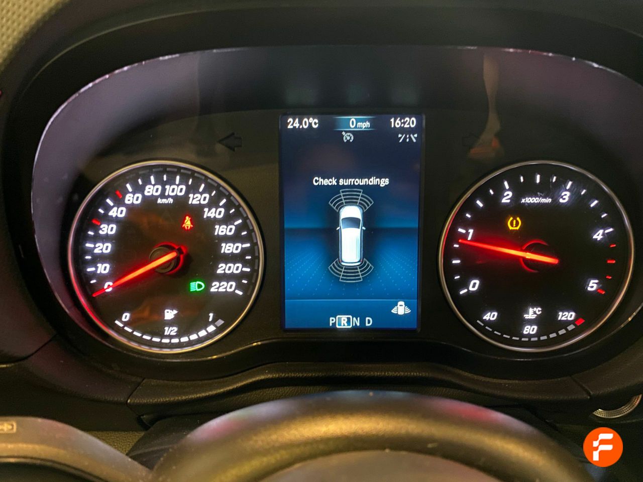 Foto Mercedes-Benz Clase T 20